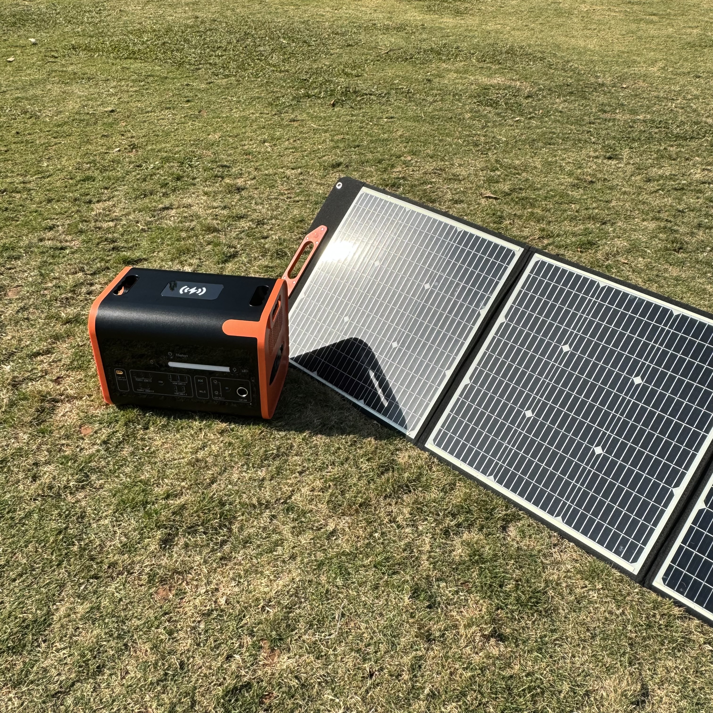 2200W Портативная аккумуляторная электростанция LiFePO4 Батарея Кемпинг Солнечный генератор
